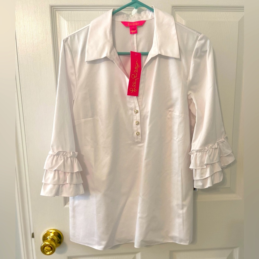 New, never worn, with tags, Lilly Pulitzer Judith Top in Resort White!